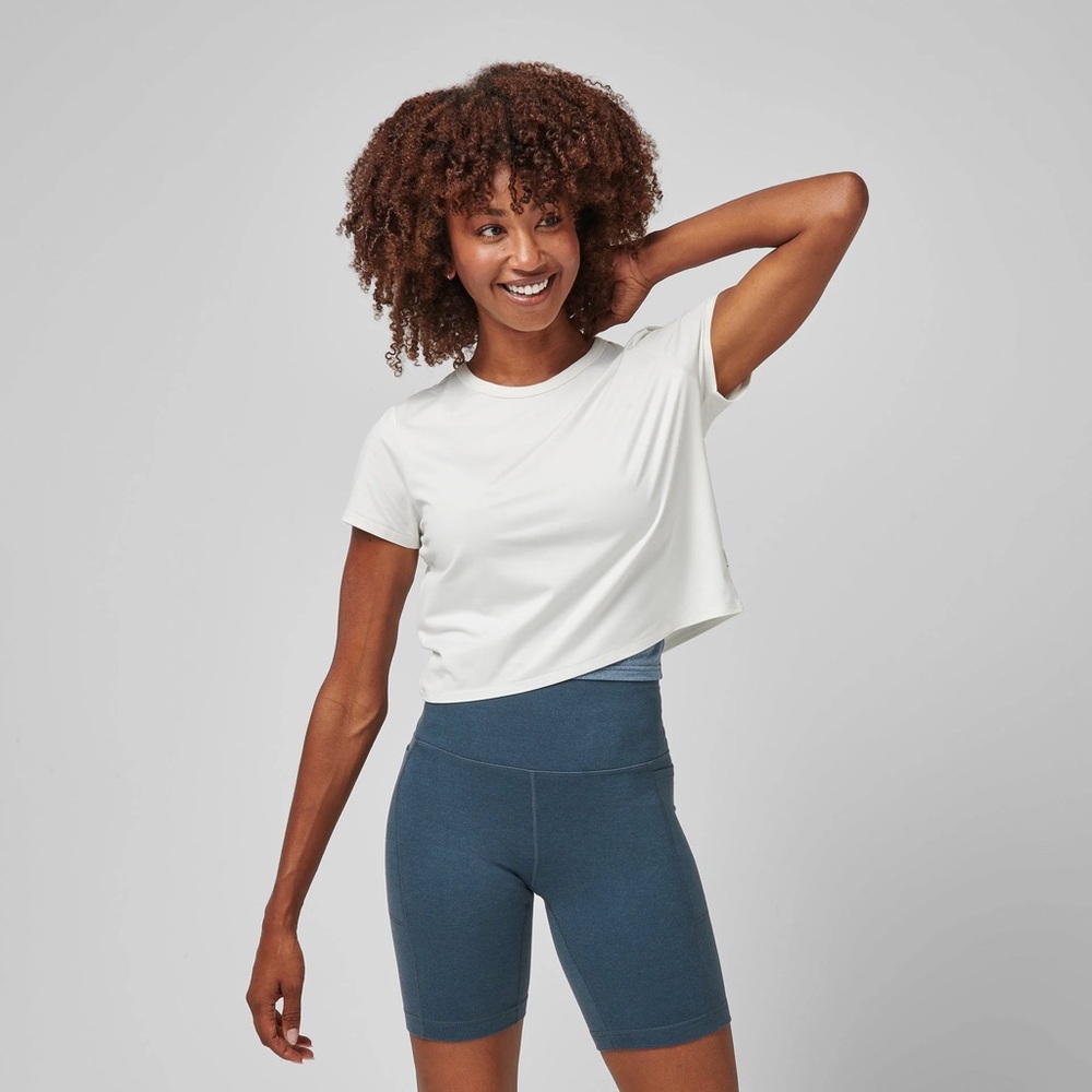 NWT Greatness Wins CORE TECH CROP TEE xs carbon38